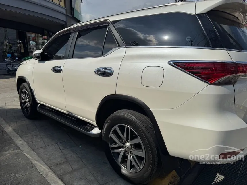 2018 Toyota FORTUNER V SUV