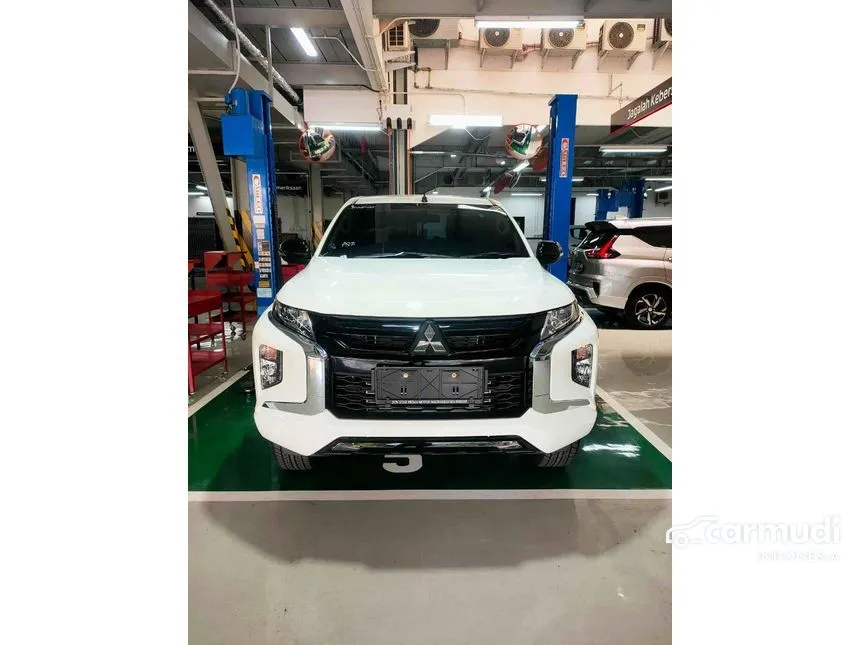 Jual Mobil Mitsubishi Triton 2023 ULTIMATE 2.4 di DKI Jakarta Automatic Pick