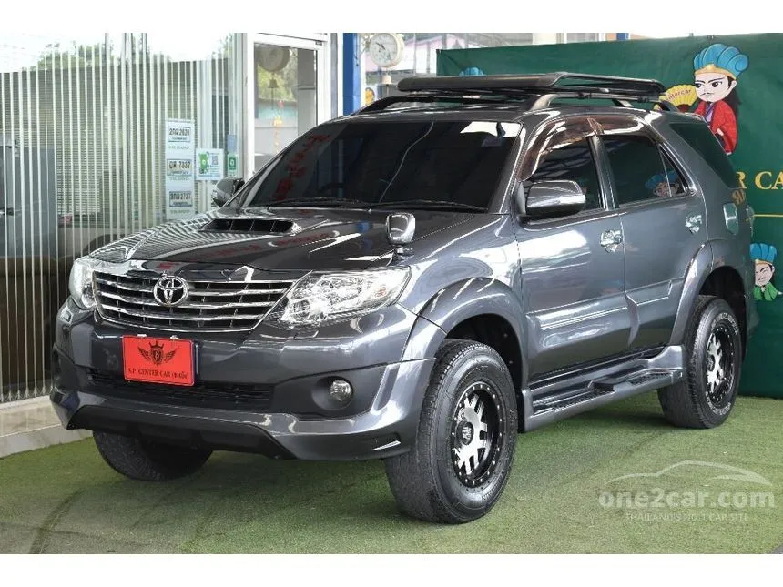 2013 Toyota Fortuner V SUV