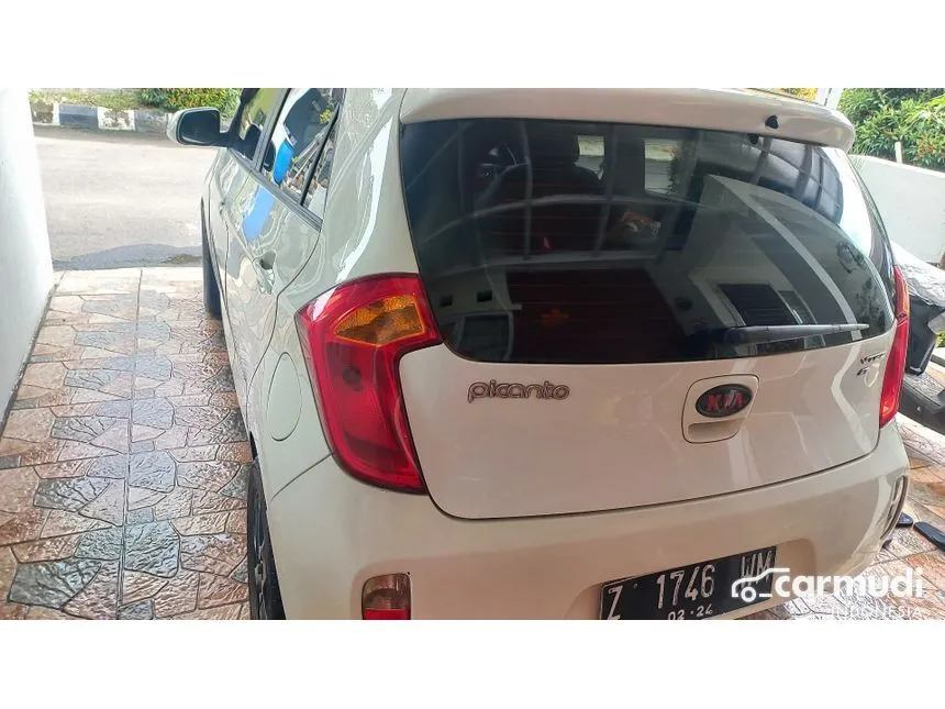 2011 KIA Picanto SE Hatchback