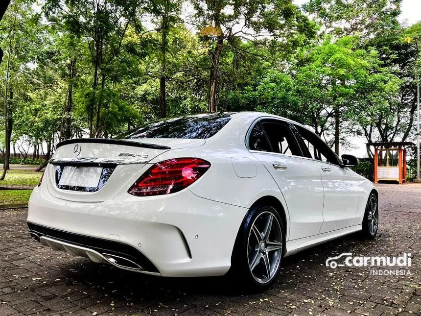 2015 Mercedes-Benz C250 AMG Sedan