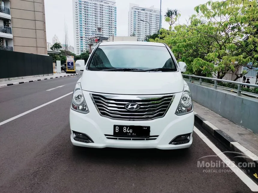 2015 Hyundai H-1 XG Next Generation MPV