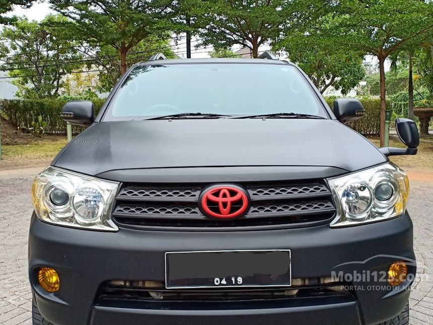 Jual Mobil  Toyota Fortuner  2009 G 2 5 di Jawa Timur  Manual 