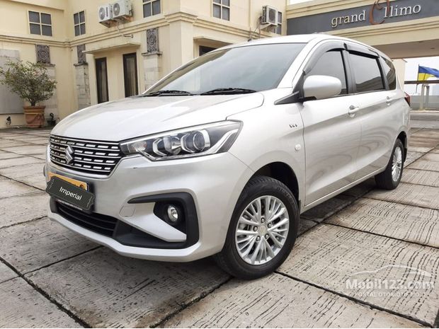 Suzuki Ertiga GL Mobil bekas dijual di Indonesia - Dari 1 