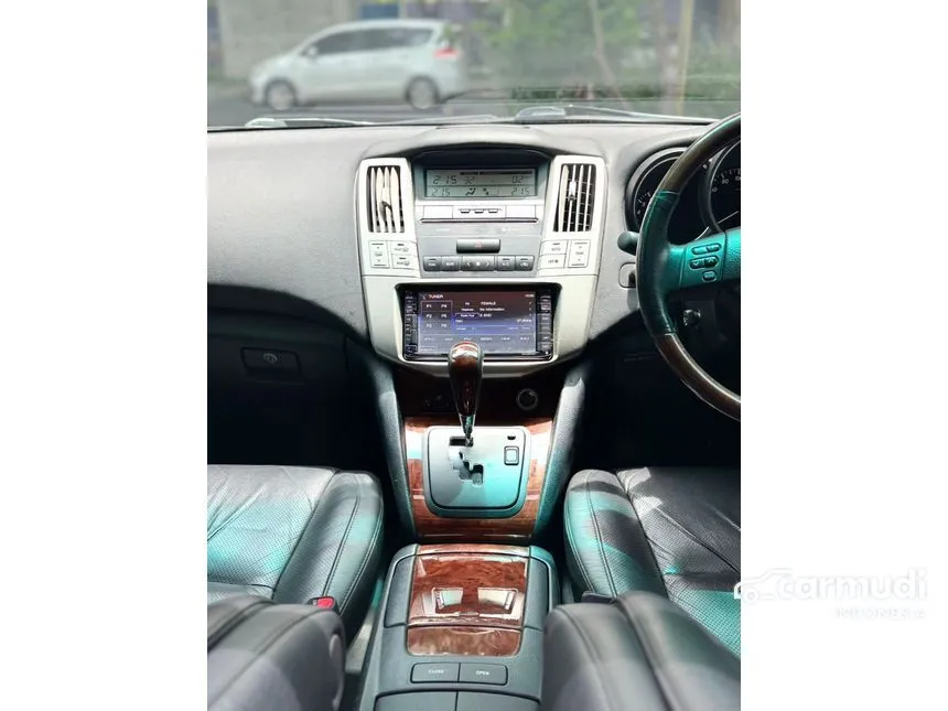 2010 Toyota Harrier 240G SUV