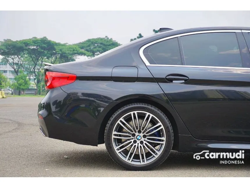 2019 BMW 530i M Sport Sedan