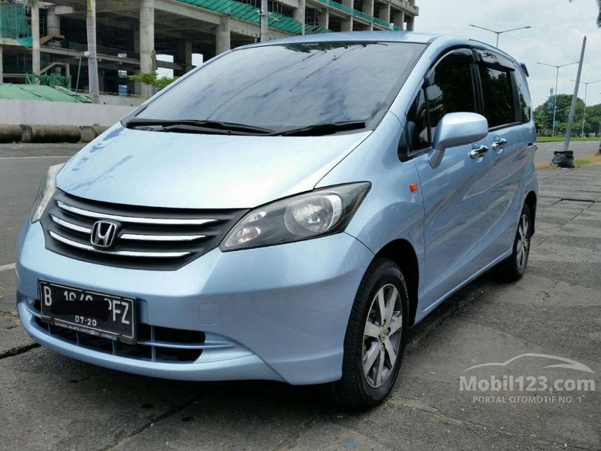 Honda freed 2010 характеристики