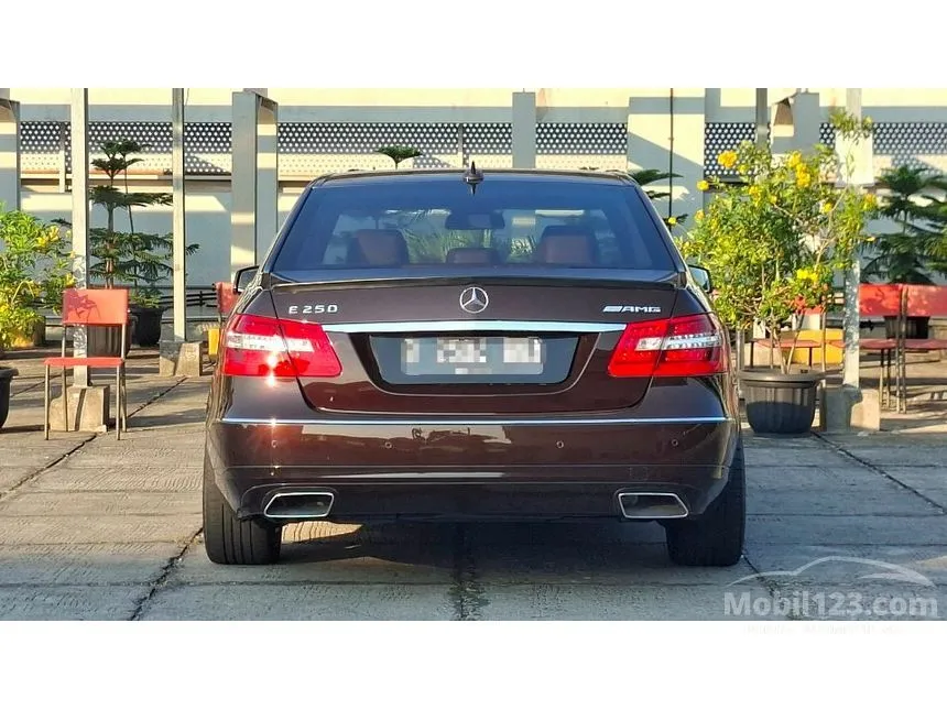 2011 Mercedes-Benz E250 Avantgarde CGI Sedan