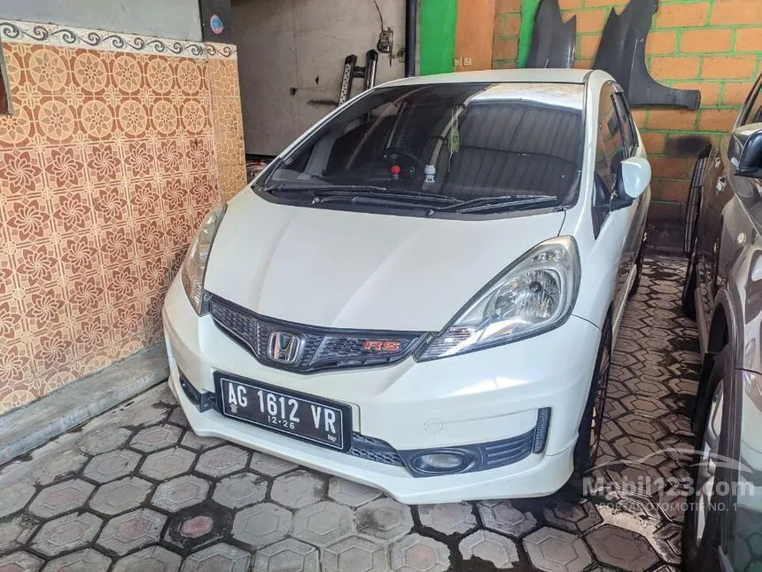 Jual Mobil Honda Jazz 2011 RS 1.5 di Jawa Timur Automatic Hatchback Putih Rp 138.000.000