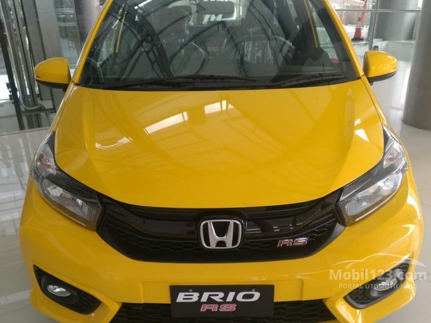 Honda Brio Ungu