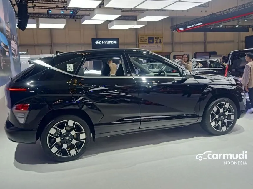 Jual Mobil Hyundai Kona 2024 Electric Long Range Signature di DKI Jakarta Automatic Wagon Hitam Rp 1.079.000.000