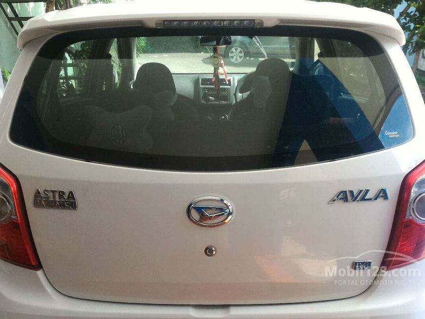 2013 Daihatsu Ayla M Hatchback