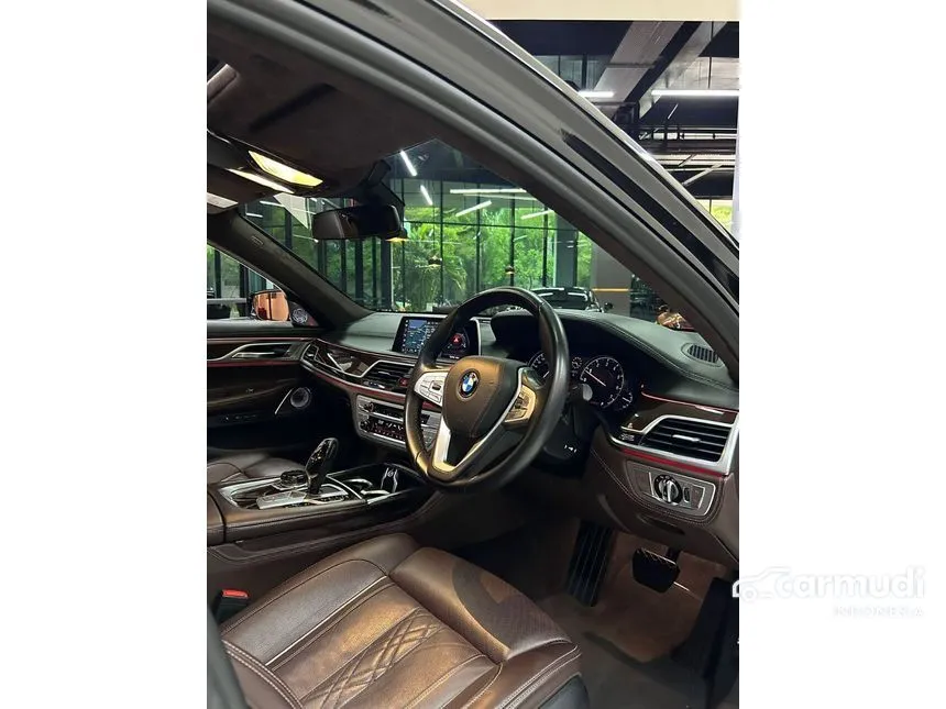2019 BMW 740Li Sedan