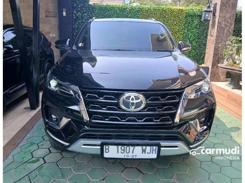 Jual Mobil Toyota Fortuner 2022 VRZ 2.8 di Jawa Barat Automatic SUV Hitam Rp 495.000.000