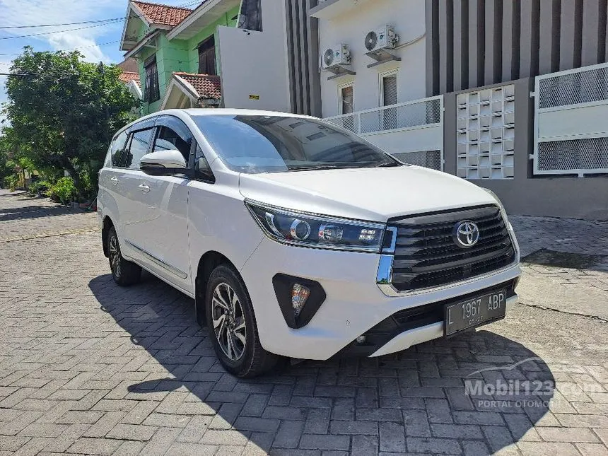 Jual Mobil Toyota Kijang Innova 2022 V 2.4 di Jawa Timur Automatic MPV Putih Rp 490.000.000
