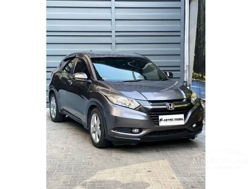 Jual Mobil Honda HR