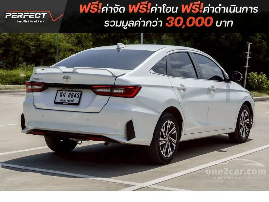 2023 Toyota Yaris Ativ Premium Luxury Sedan