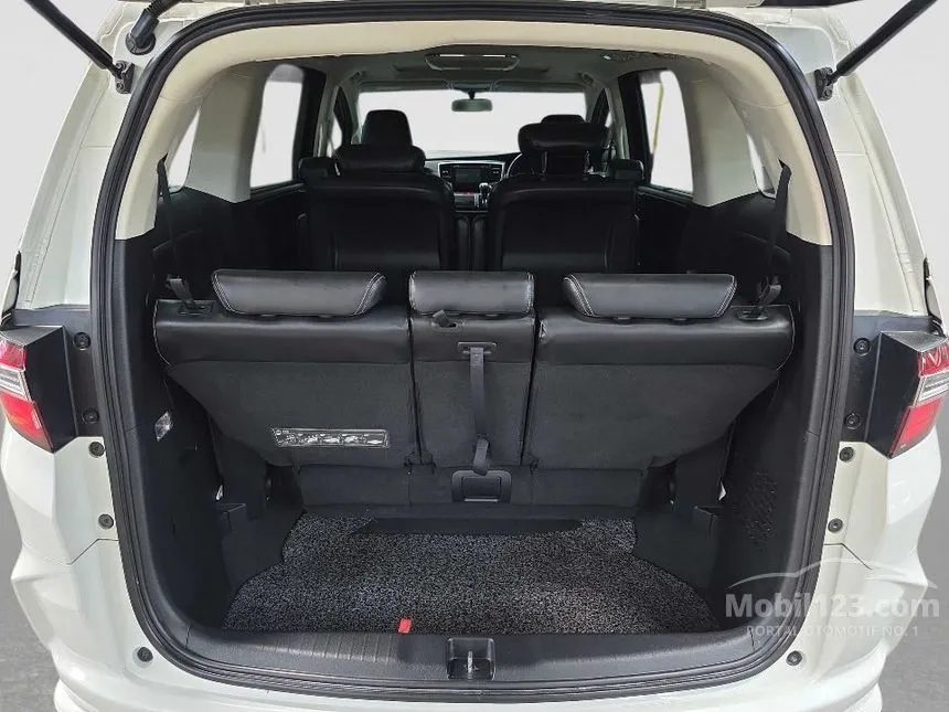 2016 Honda Odyssey Prestige MPV