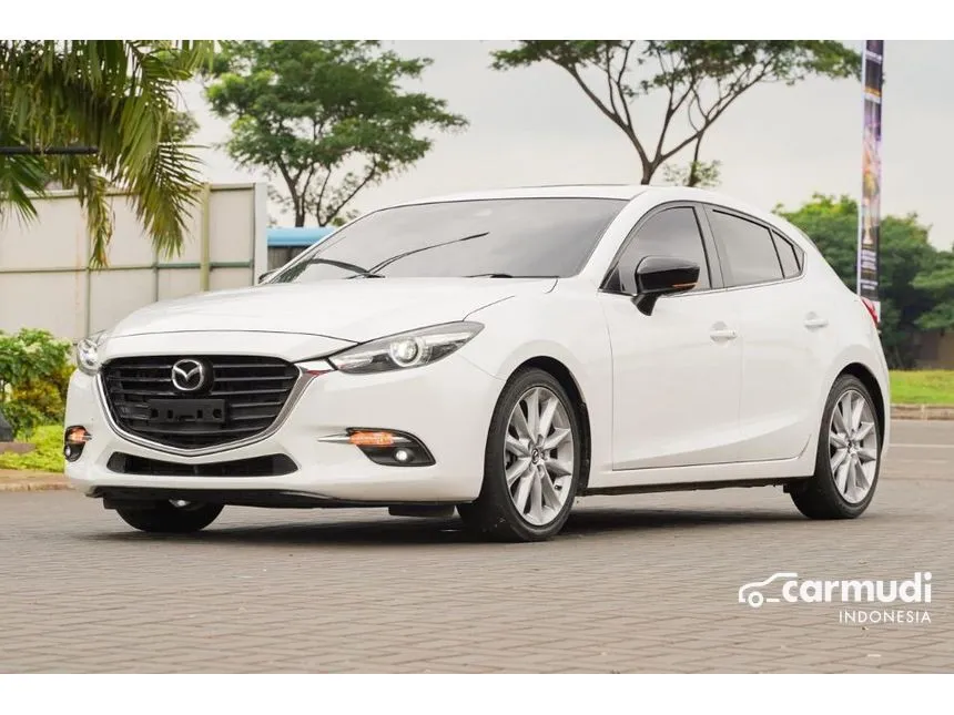 2017 Mazda 3 SKYACTIV-G Hatchback