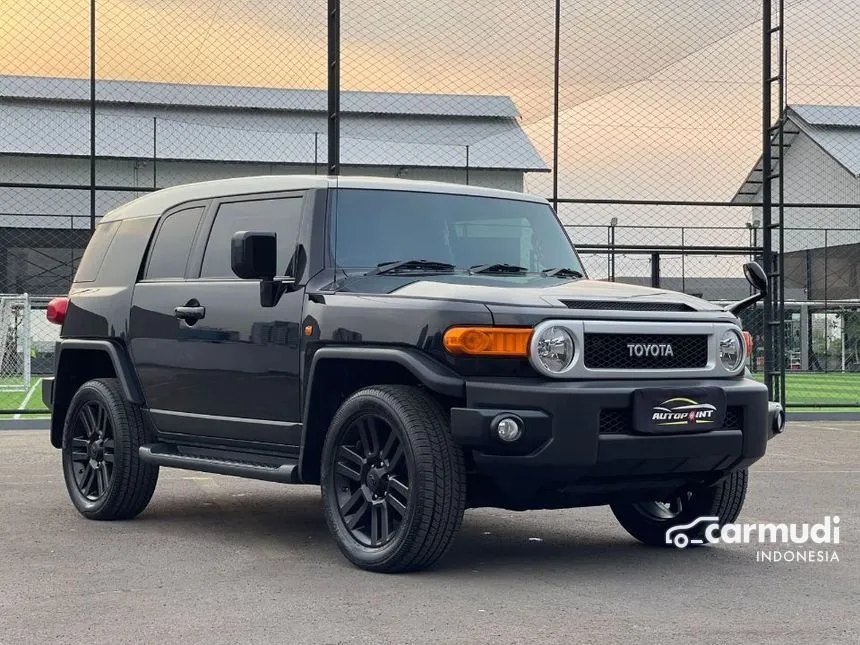 2017 Toyota FJ Cruiser SUV