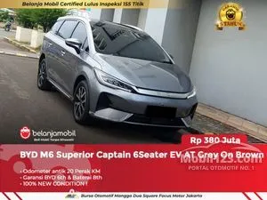 2025 BYD M6 Superior Captain 6 Seater MPV