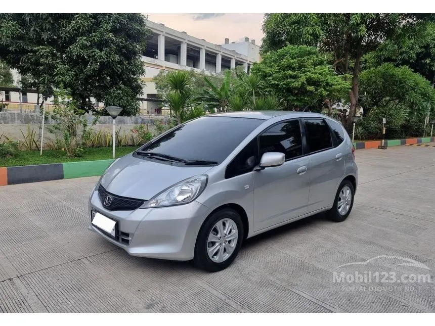 Jual Mobil Honda Jazz 2012 S 1.5 di DKI Jakarta Automatic Hatchback Silver Rp 110.000.000
