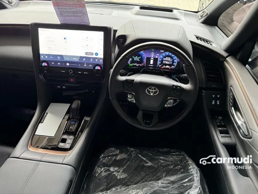 2024 Toyota Alphard HEV (Premium Color) MPV