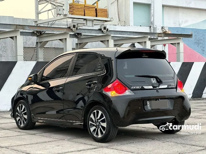 2016 Honda Brio RS Hatchback