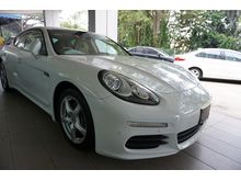 2014 Porsche Panamera 3.0 4S Hatchback -- UNREG --
