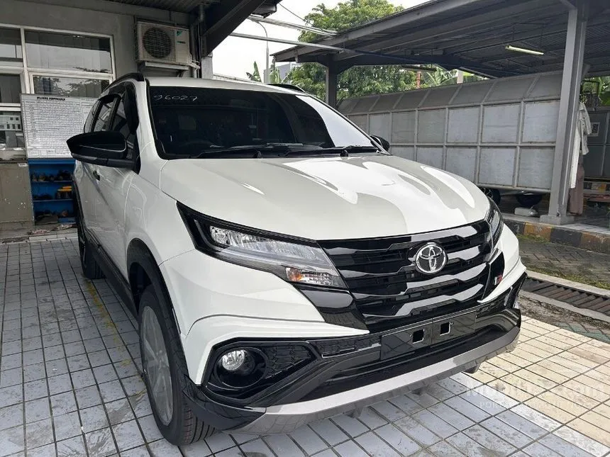 Jual Mobil Toyota Rush 2024 S GR Sport 1.5 di Banten Manual SUV Putih Rp 274.750.000