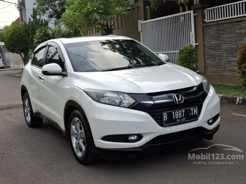 Jual Mobil Honda HR