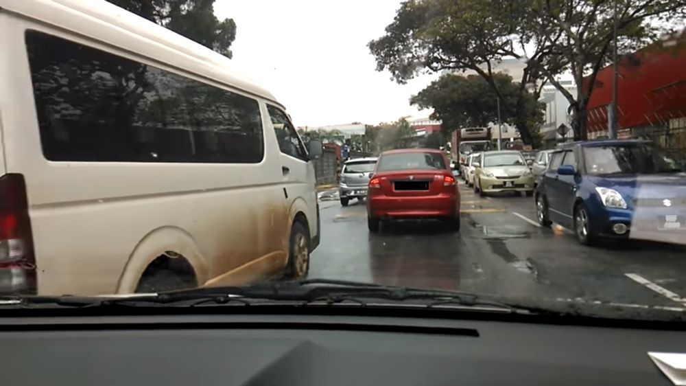 JPJ Wants You To Take Pictures Of Traffic Offenders And Report To Them Directly