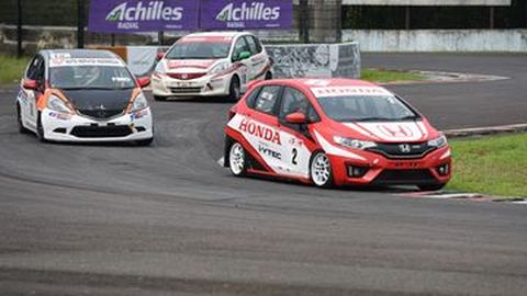 Rio Saputro Menang di Seri I Honda Jazz Speed Challenge 2015