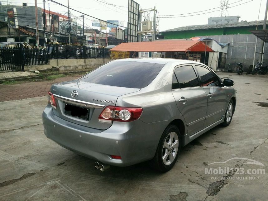 Jual Mobil  Toyota Corolla Altis  2010 V 2 0 di Jawa Barat 