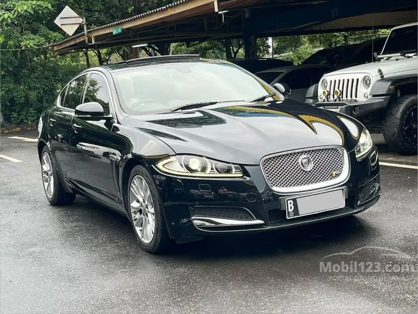 2011 Jaguar XF V6 Sedan