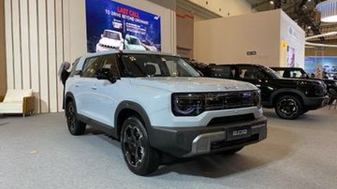 BJ30 Hybrid Versi FWD Resmi Debut di GJAW 2025, Harga Khusus Cuma Rp499 Juta