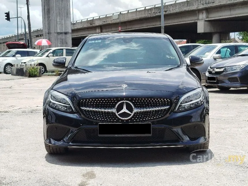 2019 Mercedes-Benz C200 AMG Line Sedan