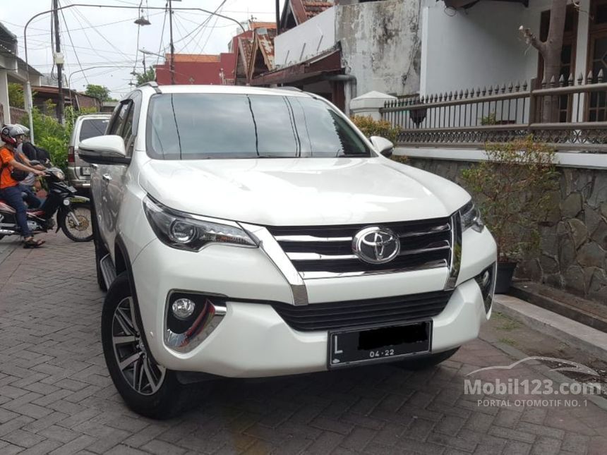 Jual Mobil Toyota Fortuner 2017 VRZ 2.4 di Jawa Timur 