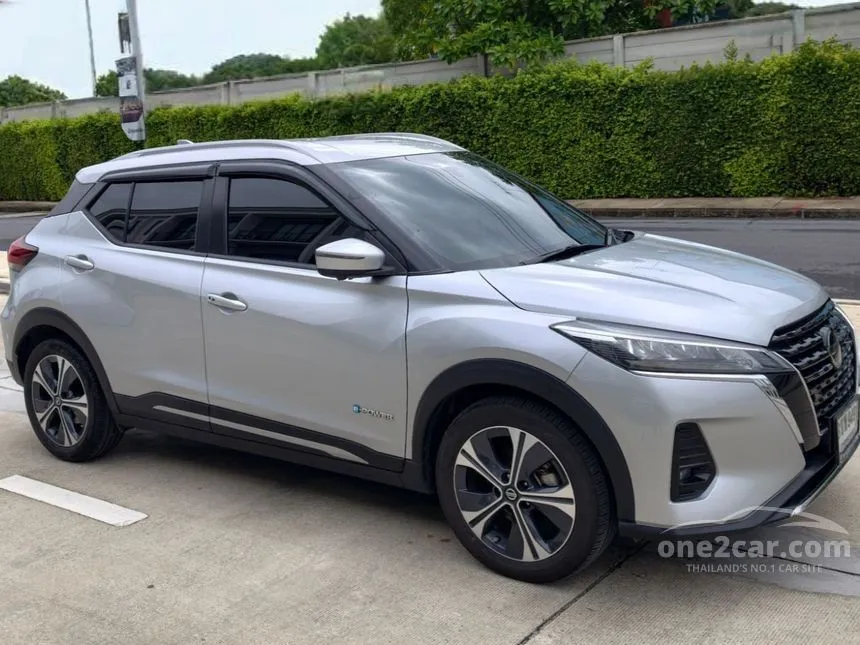 2022 Nissan Kicks VL SUV