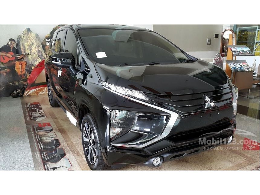 Lihat Mitsubishi Xpander Harga 2018 Black Hitam Exceed di 