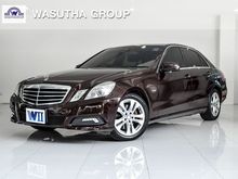 2010 Mercedes-Benz E250 CGI BlueEFFICIENCY 1.8 W212 (ปี 10-16) Avantgarde Sedan AT