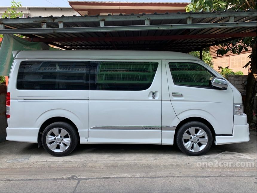 2016 Toyota Ventury 3.0 (ปี 05-16) V Van AT for sale on One2car