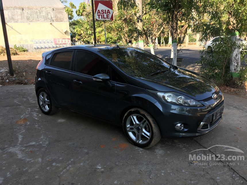 2012 Ford Fiesta Sport Hatchback