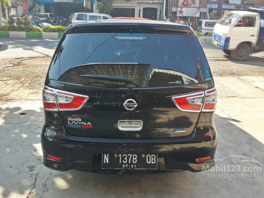 Jual Mobil Nissan Grand Livina 2016 SV 1.5 di Jawa Timur 