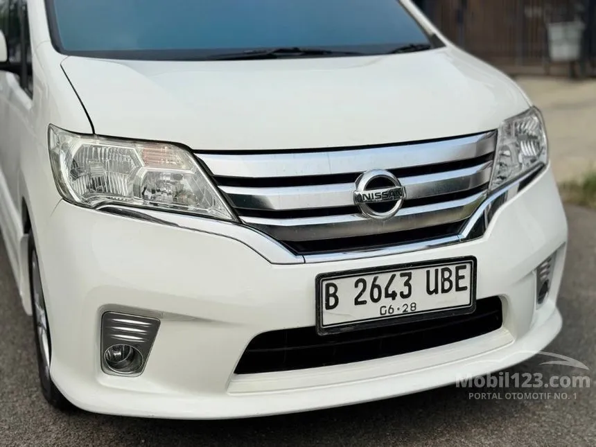 2013 Nissan Serena Panoramic MPV