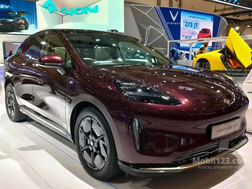 2026 GAC Hyptec HT Premium Hatchback