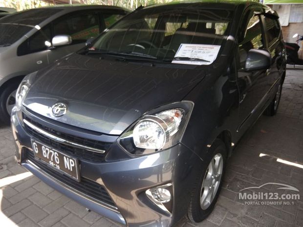 Toyota Agya Mobil bekas dijual di Semarang Jawa-tengah 