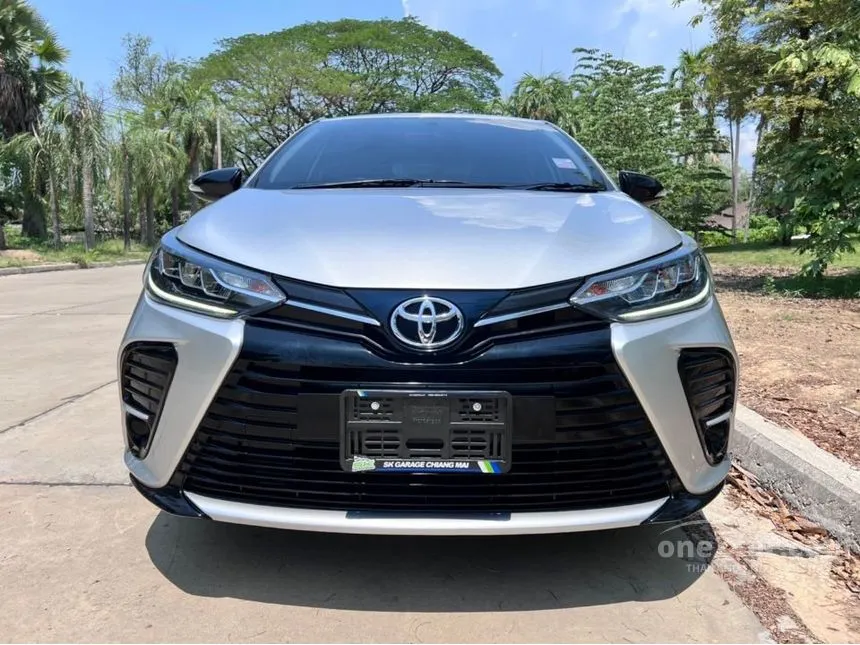 2022 Toyota Yaris Ativ Mid Sedan