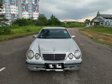 2001 Mercedes-Benz E200 2.0 Elegance Sedan