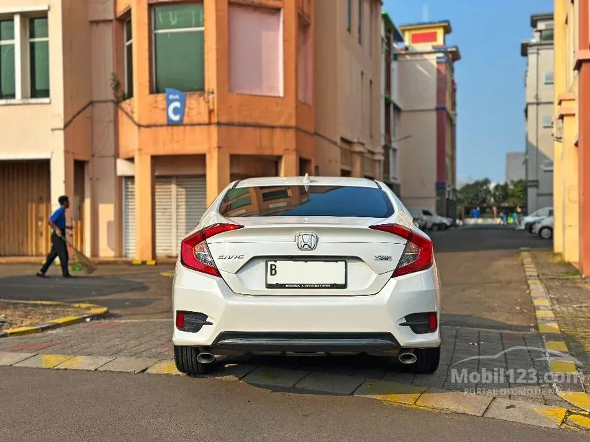 2019 Honda Civic ES Sedan